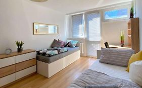 Bright Room №1 Grzybowska 9